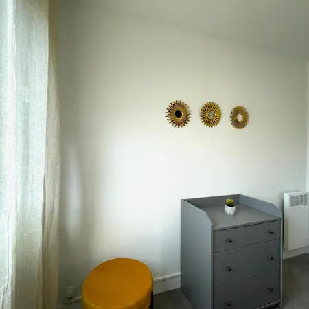 Apartment Agreable 2 Avec Parking Proche Orly Et T12 Morangis (Essonne)